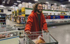 man shopping in pak n save