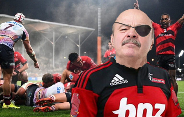 Craig Chamberlain in front of winning crusaders