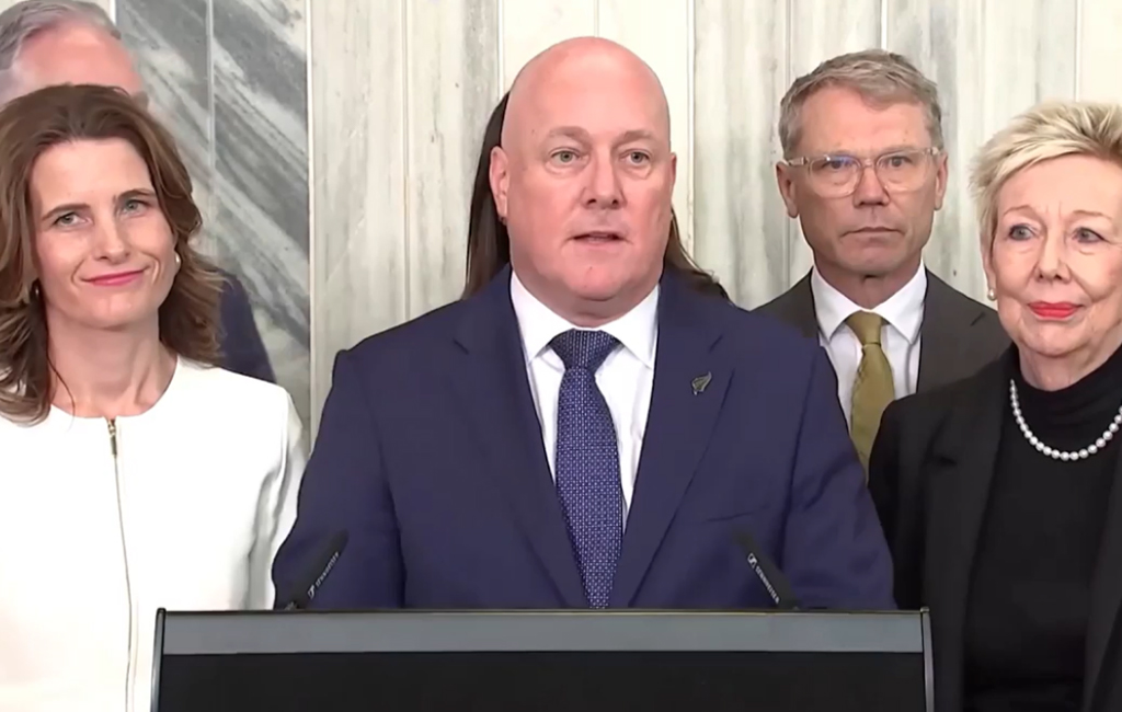 luxon with other mps